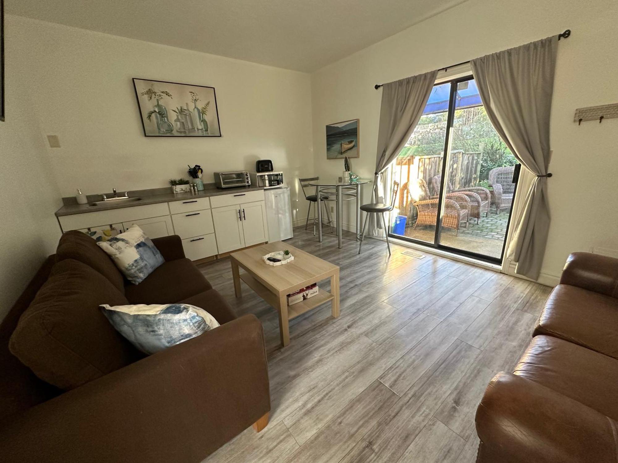 Apartment Westshore Garden Escape